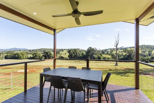 Valley Cabins by the Creek - Villas