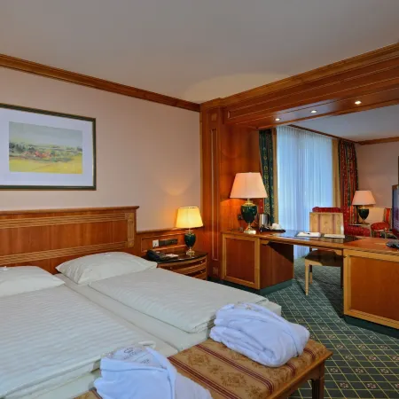 The Monarch Hotel