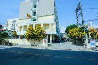 Central Place Hotel Hotels in 