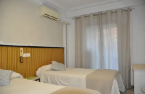 Hostal Ramón y Cajal