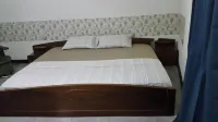 Inn-Syde Guest House - Pensions
