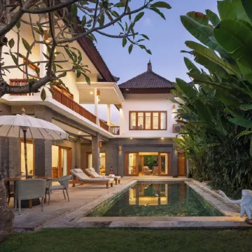 Desa Swan Villas & Spa, Keramas Отели рядом с достопримечательностью «Пляж Леби»