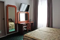 Hotel Centrale Hotels near Spiaggia Sotto Piazza Bovio