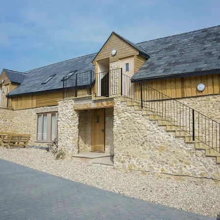 Hills Farm Stays