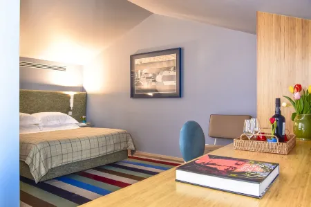 The Editory House Ribeira Porto Hotel Отели рядом с достопримечательностью «Понти-ди-Дон-Луиш I»