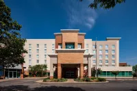 Hampton Inn & Suites St. Louis at Forest Park Hotels near Missouri Botanical Garden