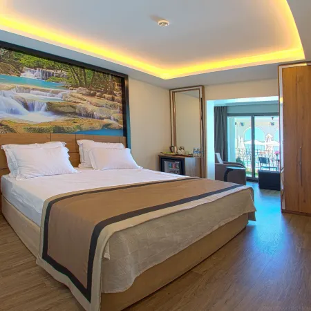 Northdoor Hotel