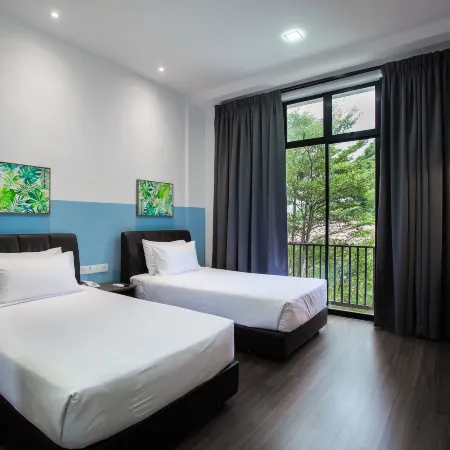 Sayong Resort