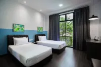 Sayong Resort Hotels in Kota Lama Kiri