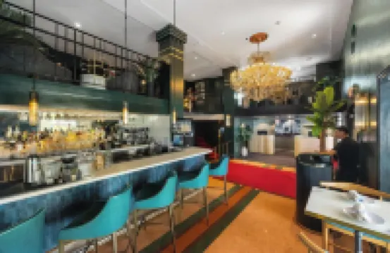 Beacon South Beach Hotel