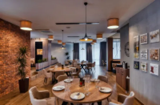 Hotel Aristos โรงแรมใน