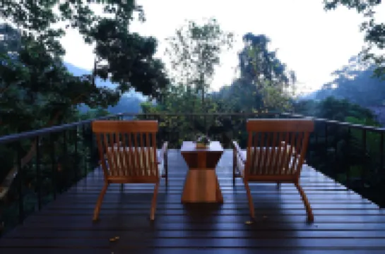 Vanilla Hill (Hill Lodge)