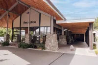 Silverstream Retreat Hotels in Upper Hutt