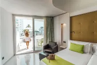 The Ibiza Twiins - Hotels in Ibiza