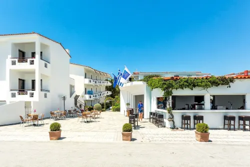 Xenios Dolphin Beach Hotel - balcony
