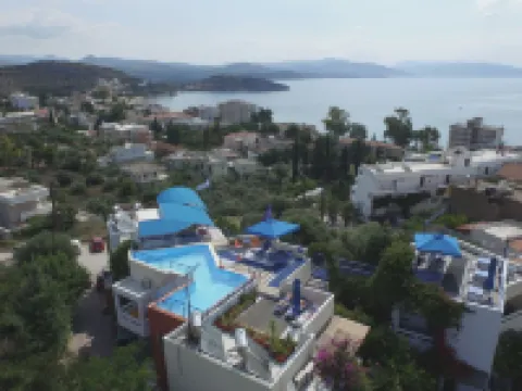 Heliotopos Apartments Hotels in Tolo