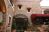 L'Agora Old Town Hotel & Bazaar - Barer