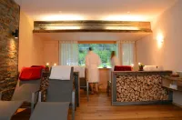 Hüttenhotel Husky-Lodge Hotels in Muotathal