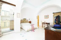 Villa Flavio Gioia Hôtels à proximité de : Chiesa di Santa Maria Assunta