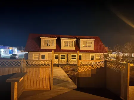 Motel Arctic Wind Отели в г. Гриндавик