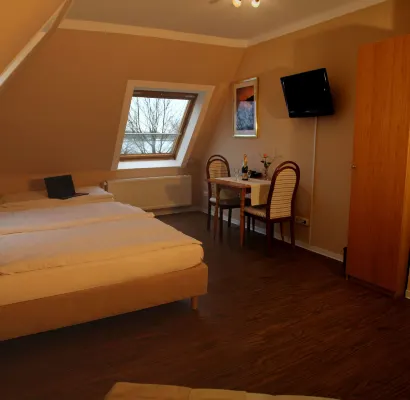 Achilleon III Hotels in Winsen
