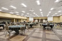 Superior Inn Hotel and Conference Centre Thunder Bay Hotels near Thunder Bay International Airport