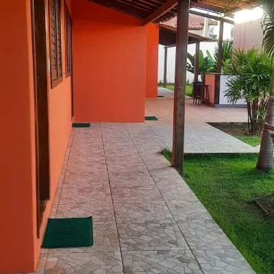 Villa Tropicale Hotel dekat Pantai Itapua