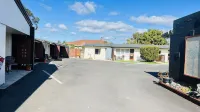 18th Avenue Thermal Motel Hotels in Te Puna