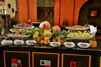 Cresta Oasis Hotel - Desayuno