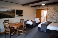 Glentanner Park Centre Hotels in Glentanner