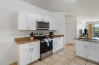 5-3 Pool Home Located in Sunset Ridge Community!