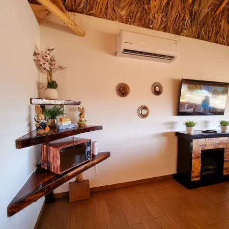 Palm Valley Cabins
