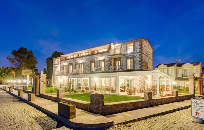 Navalia Otel