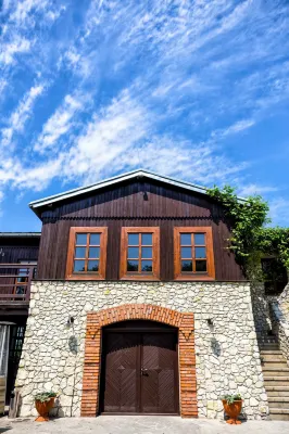 Dwór w Tomaszowicach Hotels in Gmina Wielka Wieś