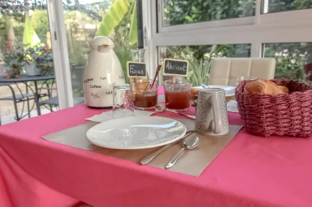 Mas Saint-Ange Отели в г. Эмарг