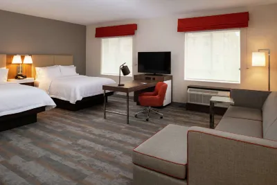 Hampton Inn & Suites Buena Park Hotels near Splash! La Mirada Regional Aquatics Center