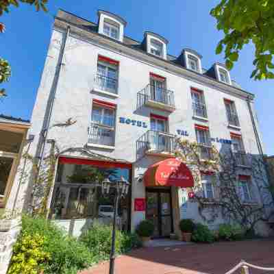 Hôtel Val De Loire Hotel Exterior