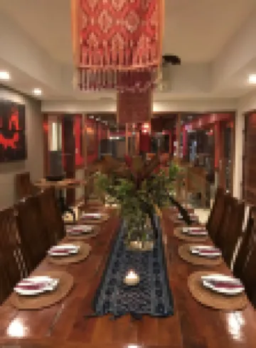 Bay Village Tropical Retreat & Apartments