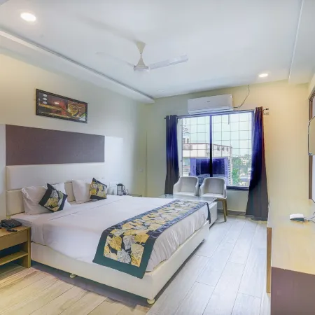 Hotel Pal Residency Отели в г. Рева