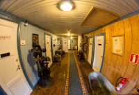 Holmvik Brygge Nyksund Hotel di Oksnes