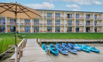 The Bay Resort