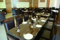 The Grand Sharan - breakfast
