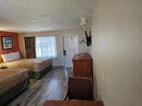 Three Oaks Motel - Titusville - 2-Star