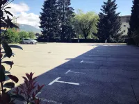 Ibis Sallanches Porte du Mont-Blanc - parking