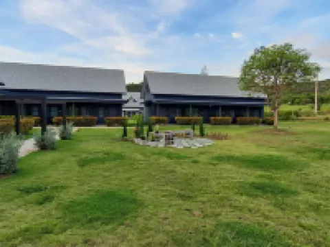 ザ・バーン ホゥアヒン プラーンブリーのホテル