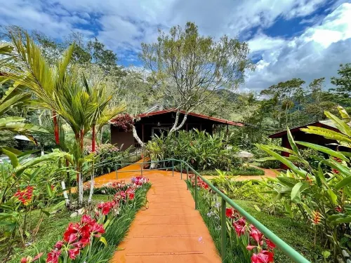 Hotel de Montaña El Pelicano