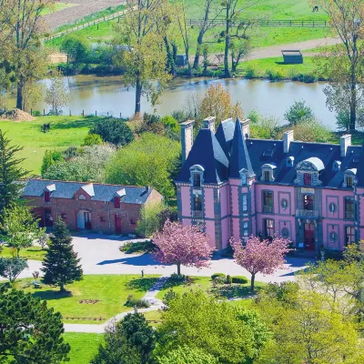 Chateau du Colombier Hotels near Beaumanoir Group