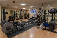The Grand Burstin Hotel - Gym