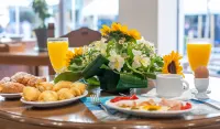 Paralia Beach Boutique Hotel - breakfast