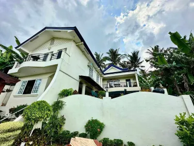 Avana Hills Tagaytay Villa Hotels in 